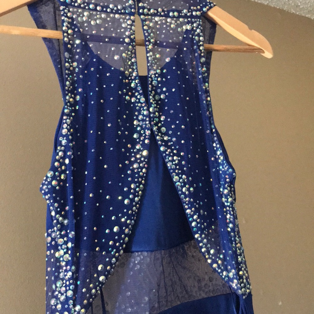 BEAUTIFUL FORMAL DRESS! Made from Morgan & Co.